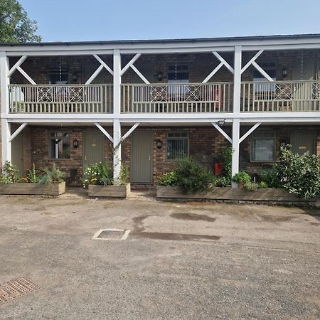 The Bosville Arms Rudston Экстерьер фото